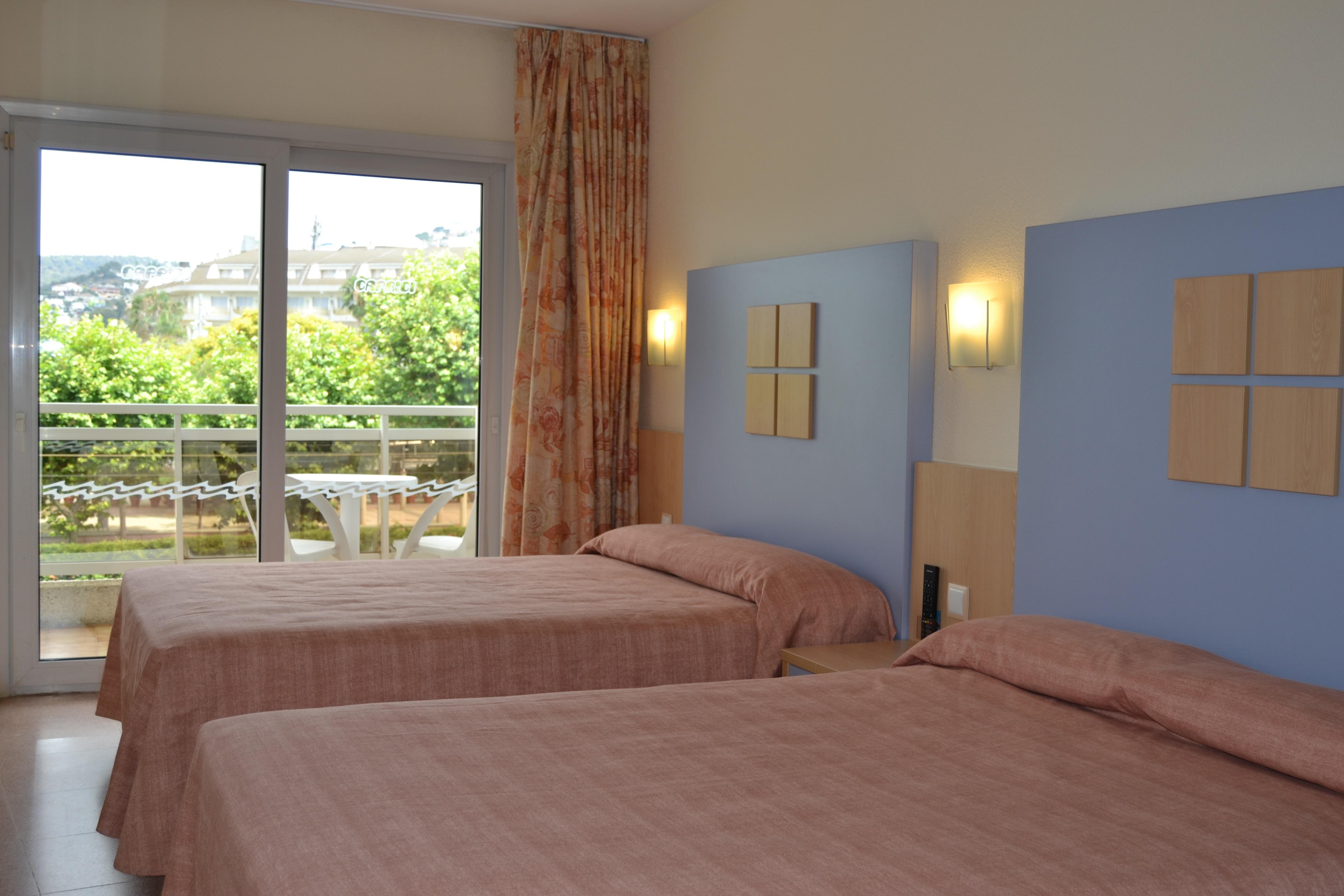 Caprici & Hotel 4*